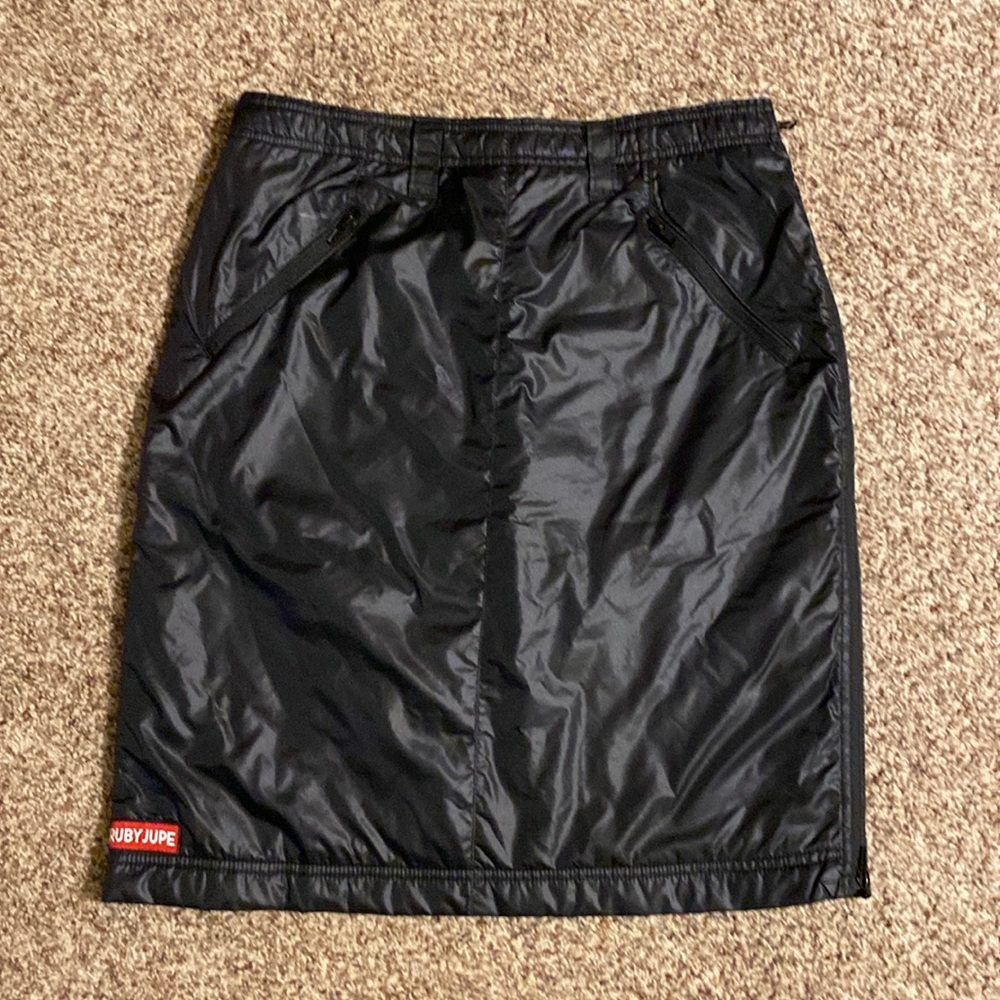 Ruby Jupe Black Skirt - Puffer-style, knee length